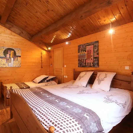 Chez Maguy D'hotes * レ・ザングル