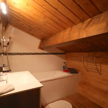 Chez Maguy D'hotes Et *