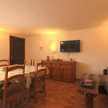 Chez Maguy D'hotes Et *